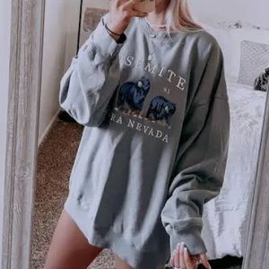 LIGHT GREEN YOSEMITE BRANDY CREWNECK